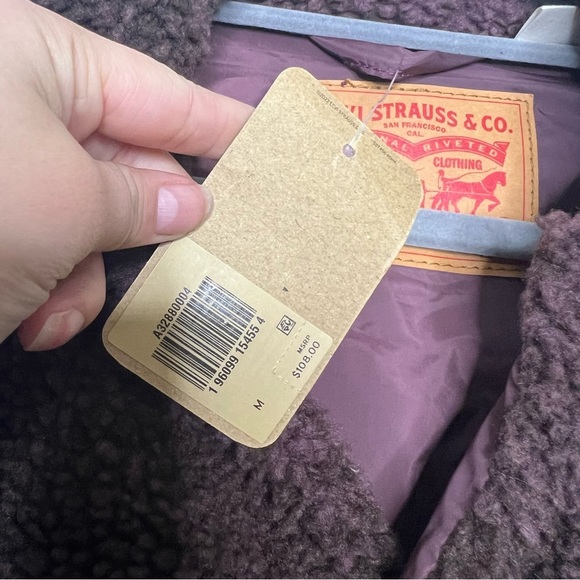 Levi’s COZY VINTAGE RELAXED FIT SHERPA TRUCKER JACKET NWT - Picture 8 of 12